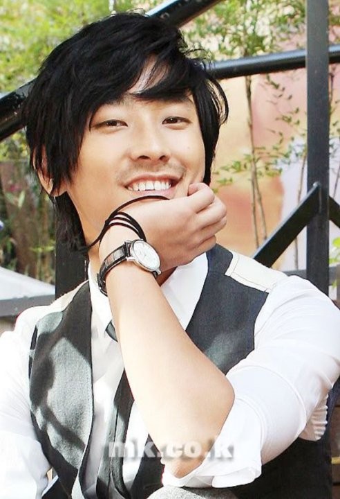 Joo Ji-hoon Fotoğrafı