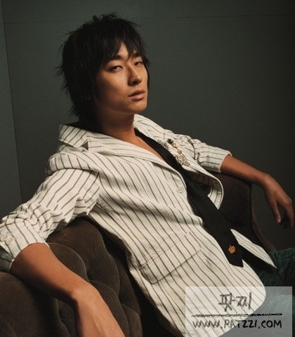 Joo Ji-hoon Fotoğrafı