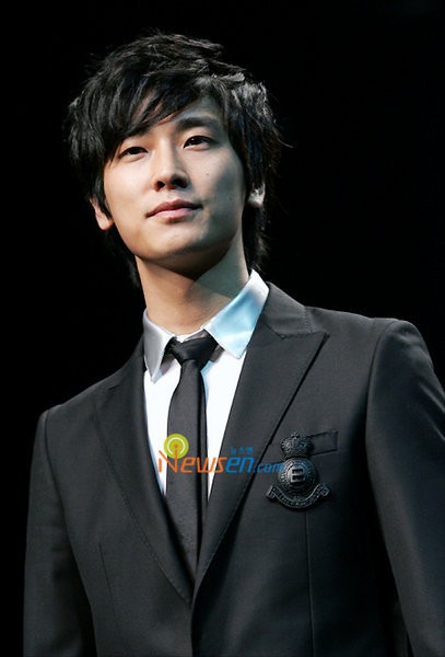 Joo Ji-hoon Fotoğrafı