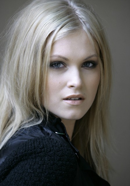 Eliza Taylor Fotoğrafı