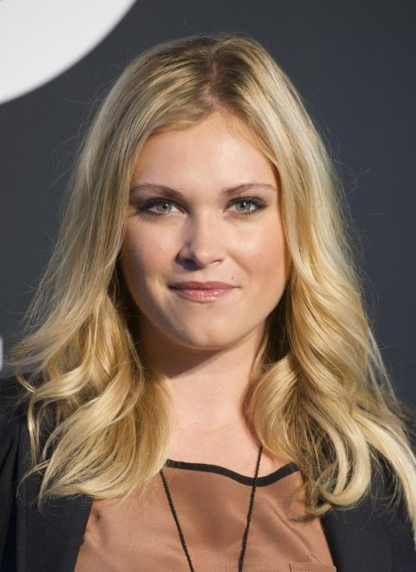 Eliza Taylor Fotoğrafı
