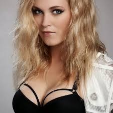 Eliza Taylor Fotoğrafı