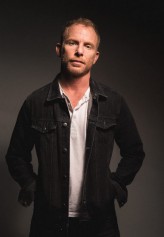 Dan Waller fotoğrafı