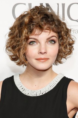 Camren Bicondova Fotoğrafı
