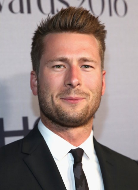 Glen Powell Fotoğrafı