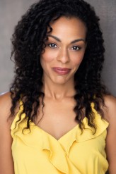 Hannah Lewis fotoğrafı