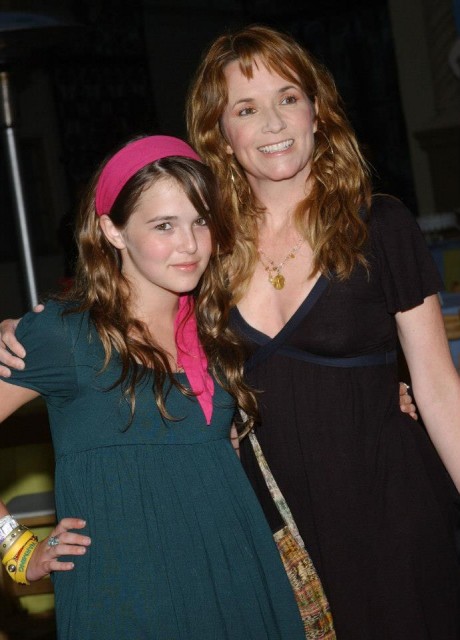 Zoey Deutch Fotoğrafı