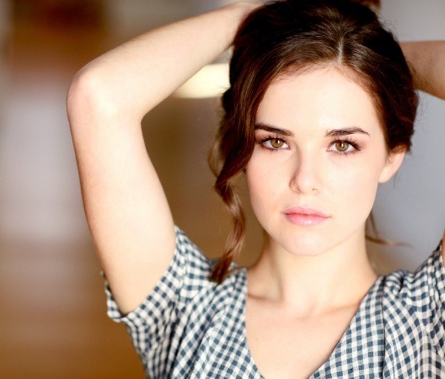 Zoey Deutch Fotoğrafı