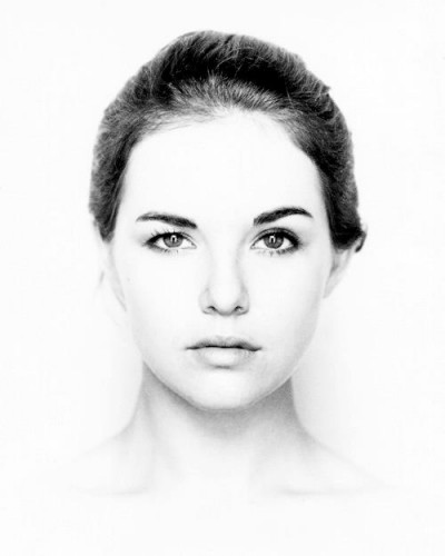 Zoey Deutch Fotoğrafı