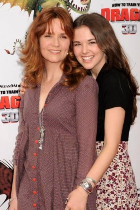 Zoey Deutch Fotoğrafı