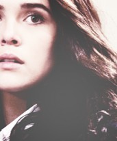 Zoey Deutch Fotoğrafı