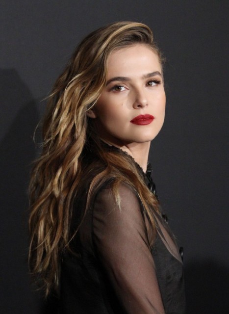 Zoey Deutch Fotoğrafı