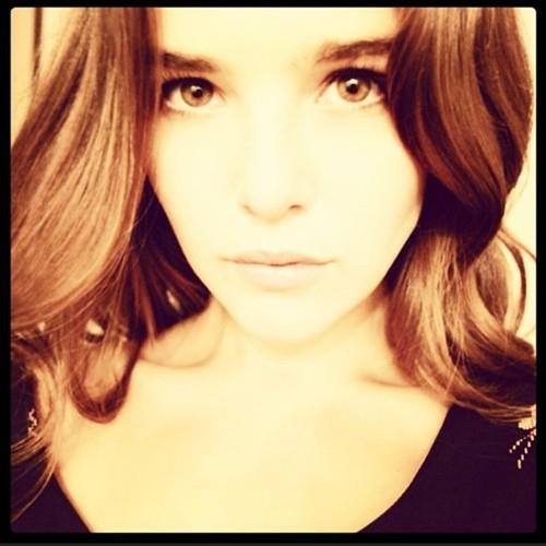 Zoey Deutch Fotoğrafı