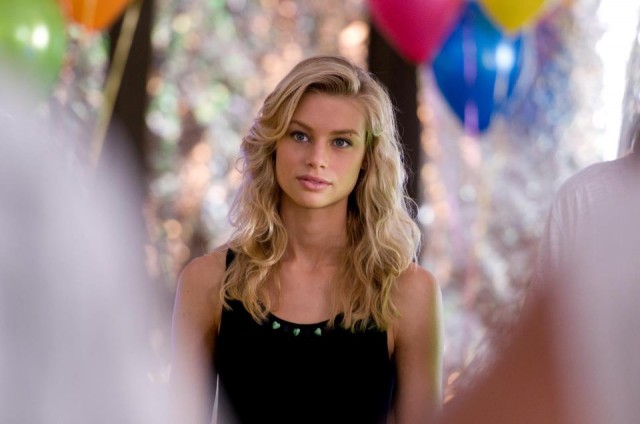 Lucy Fry Fotoğrafı