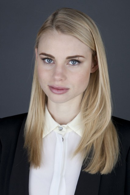 Lucy Fry Fotoğrafı