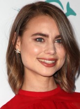 Lucy Fry fotoğrafı