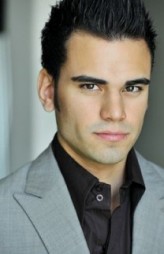 Michael Tari fotoğrafı