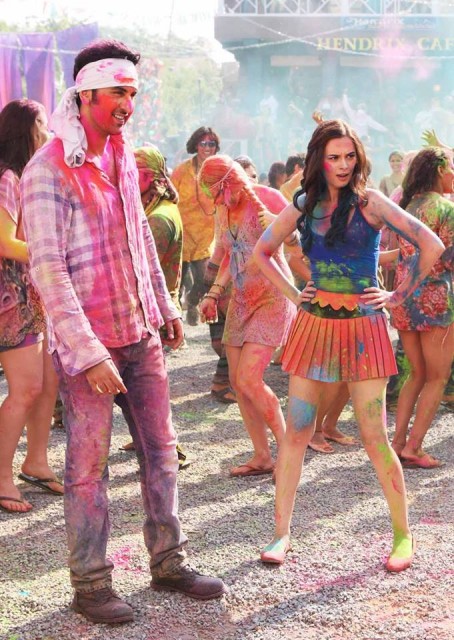 Evelyn Sharma Fotoğrafı