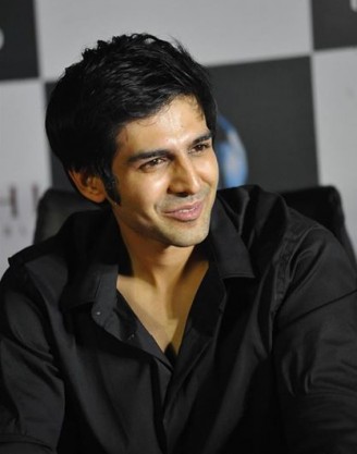 Kartik Tiwari Fotoğrafı