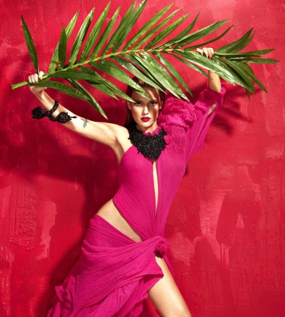 Demet Akalın Fotoğrafı