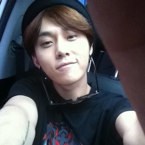 Yong Joon-hyung fotoğrafı