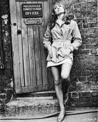 Suzy Kendall fotoğrafı
