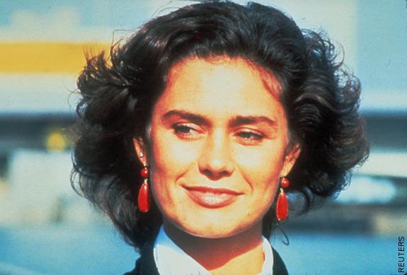 Corinne Clery fotoğrafı