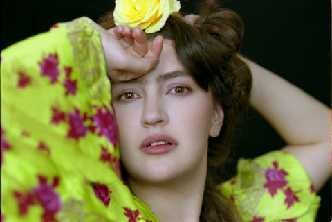 Rona Hartner fotoğrafı