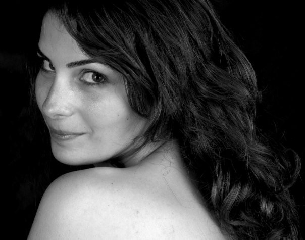 Ece Özdikici fotoğrafı