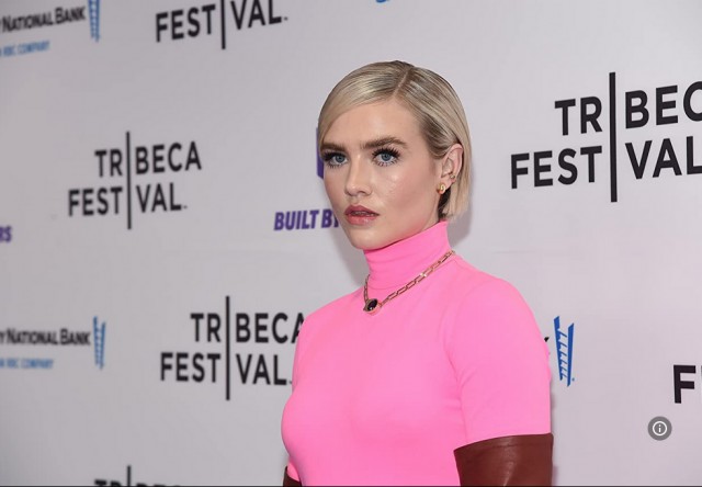 Maddie Hasson Fotoğrafı