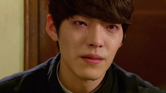 Kim Woo-bin Fotoğrafı