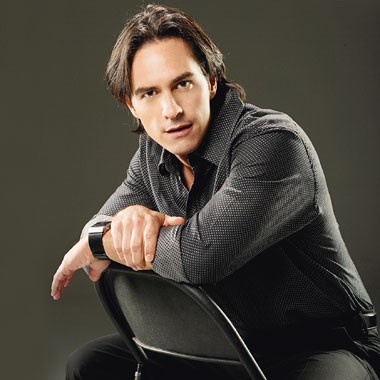 Mauricio Ochmann fotoğrafı