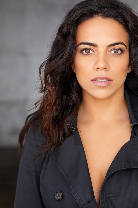 Leslie Lluvet fotoğrafı