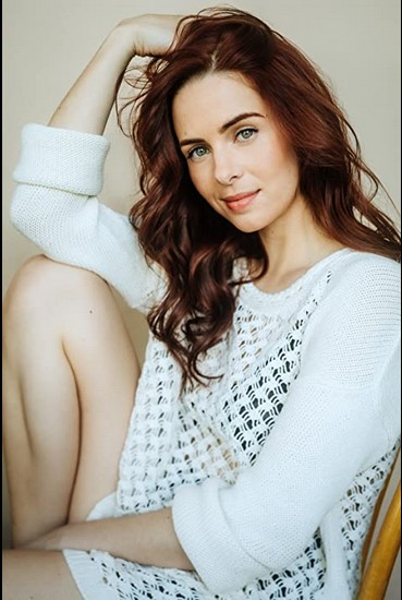 Holly Deveaux Fotoğrafı