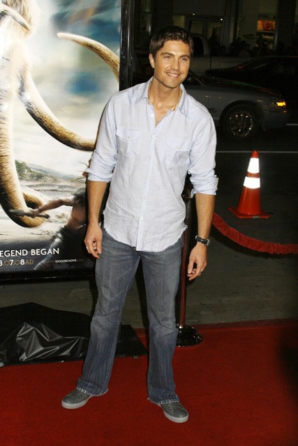 Eric Winter Fotoğrafı