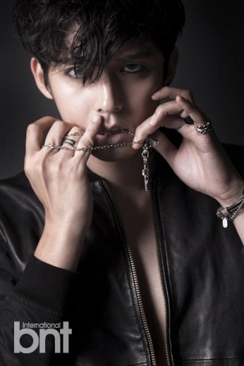 Shin Min-chul fotoğrafı