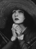 Corinne Griffith fotoğrafı