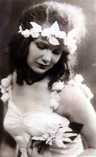 Feriha Tevfik Negüz fotoğrafı