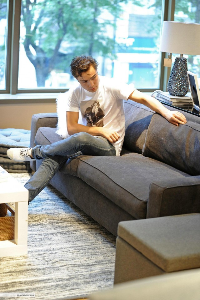 Ed Westwick Fotoğrafı