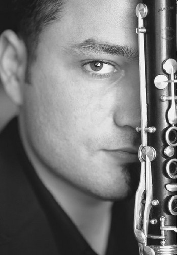 Hüsnü Şenlendirici Fotoğrafı