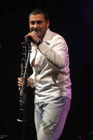 Hüsnü Şenlendirici Fotoğrafı