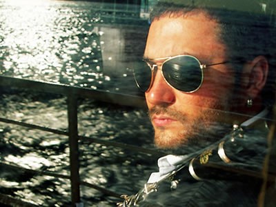 Hüsnü Şenlendirici fotoğrafı