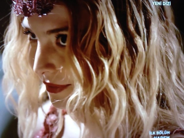 Eda Akkaya fotoğrafı