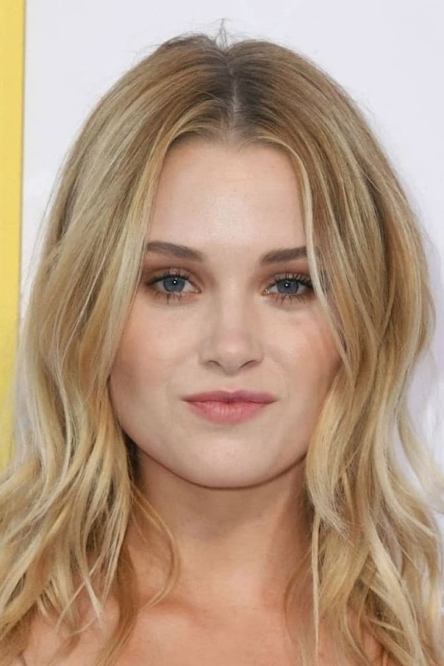 Virginia Gardner fotoğrafı