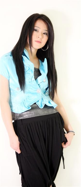 Julia Ling Fotoğrafı