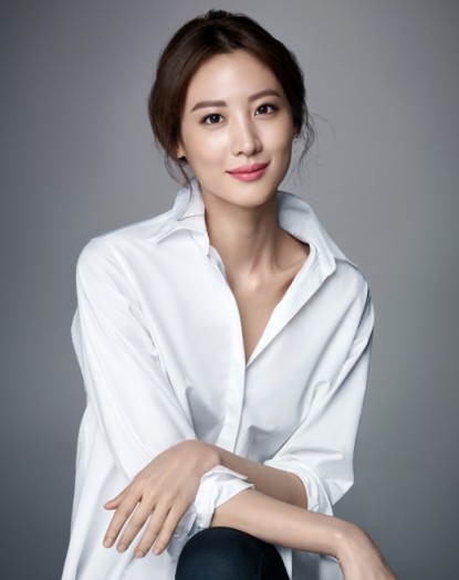 Claudia Kim Fotoğrafı