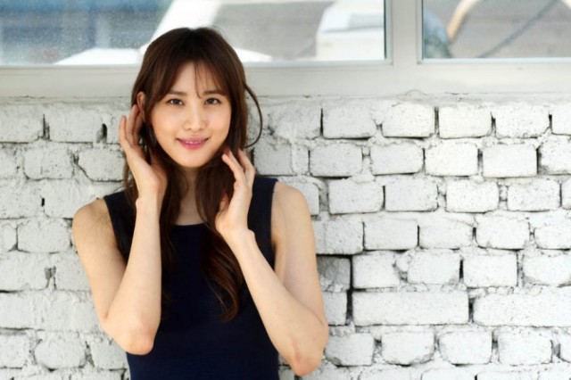 Claudia Kim Fotoğrafı