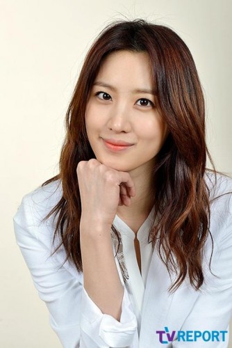 Claudia Kim Fotoğrafı