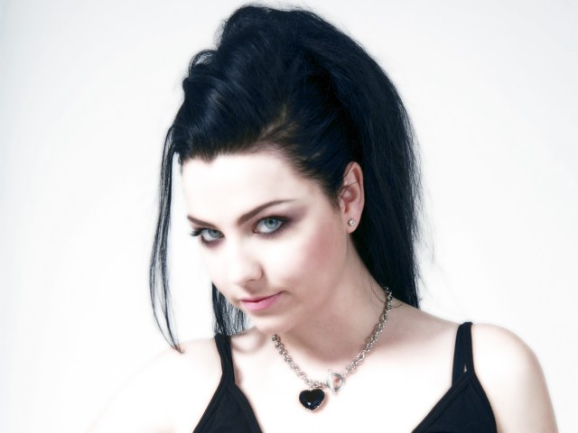Amy Lee Fotoğrafı