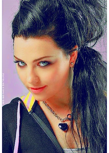 Amy Lee Fotoğrafı